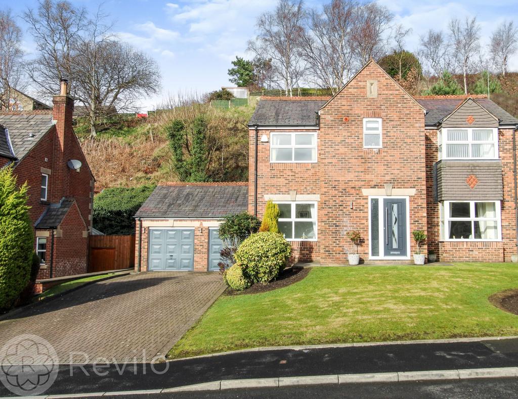 Millbrook Close, Shaw, OL2 5 bed detached house £575,000