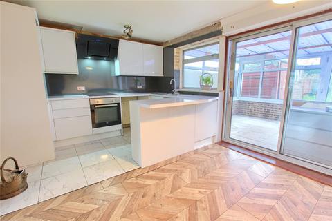 3 bedroom semi-detached house for sale - Hastings Close, Thornaby