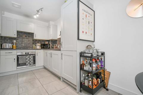 73 Brompton Drive, Bradford, BD10 0DW