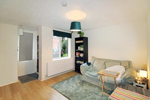 undefined, Dart Road, Farnborough, Hampshire, GU14