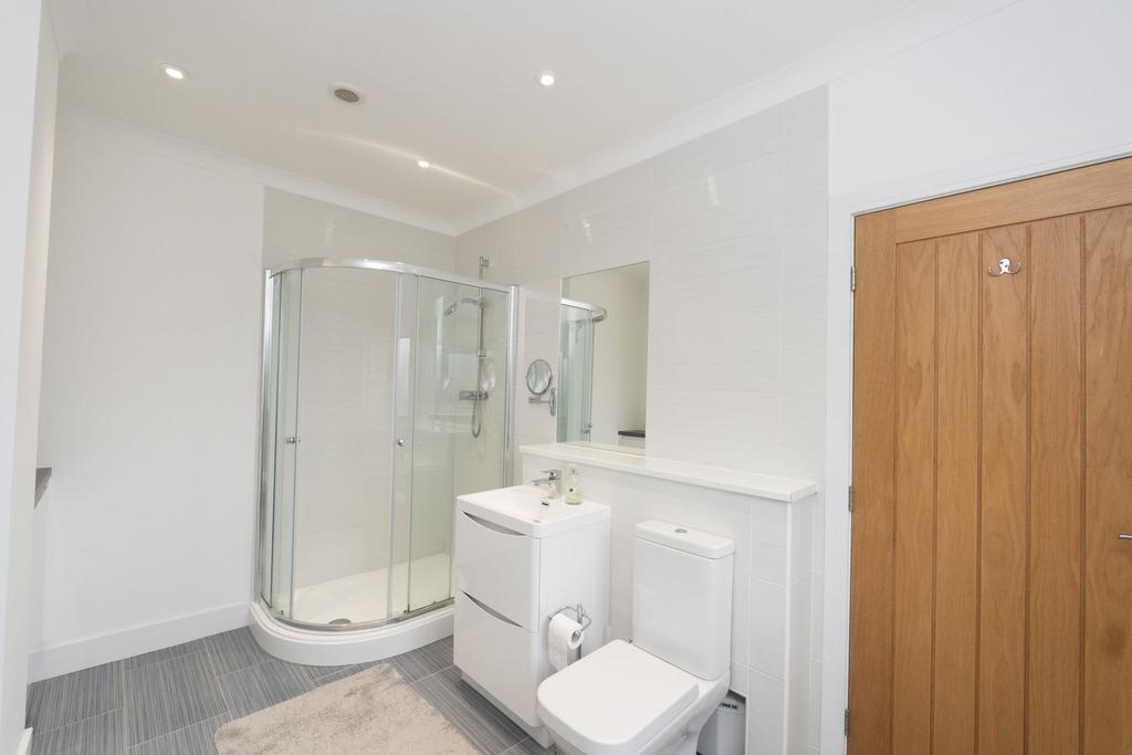 En-Suite (Bedroom Two)