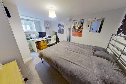 6 bedroom house to rent, Richmond Mount , Hyde Park, Leeds