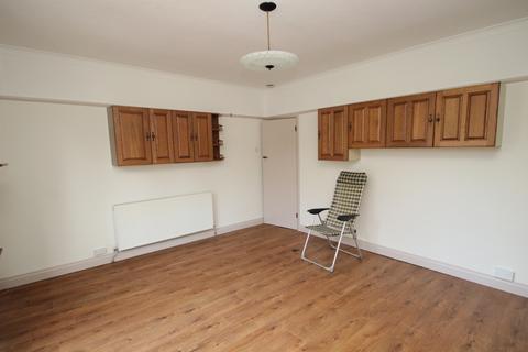 31 Vinson Close, Orpington, BR6 0EQ