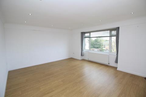 2 bedroom apartment to rent, Hawkley Court, Chapel Street, CM12