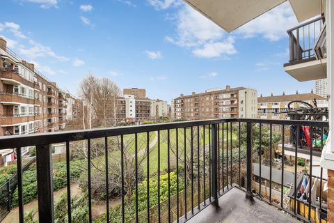 1 bedroom flat to rent, Limscott House, Bow, E3