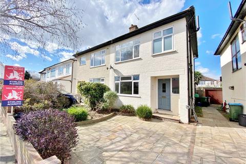 30 Alton Gardens, Twickenham, TW2 7PD
