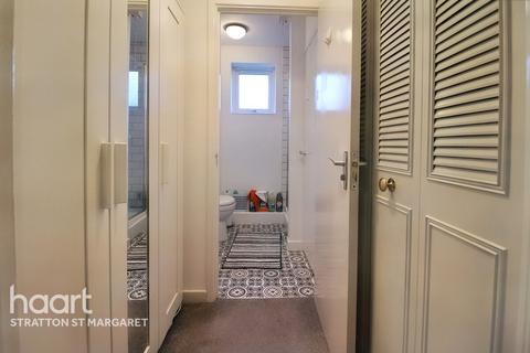 28 Carman Close, Swindon, SN3 4XU