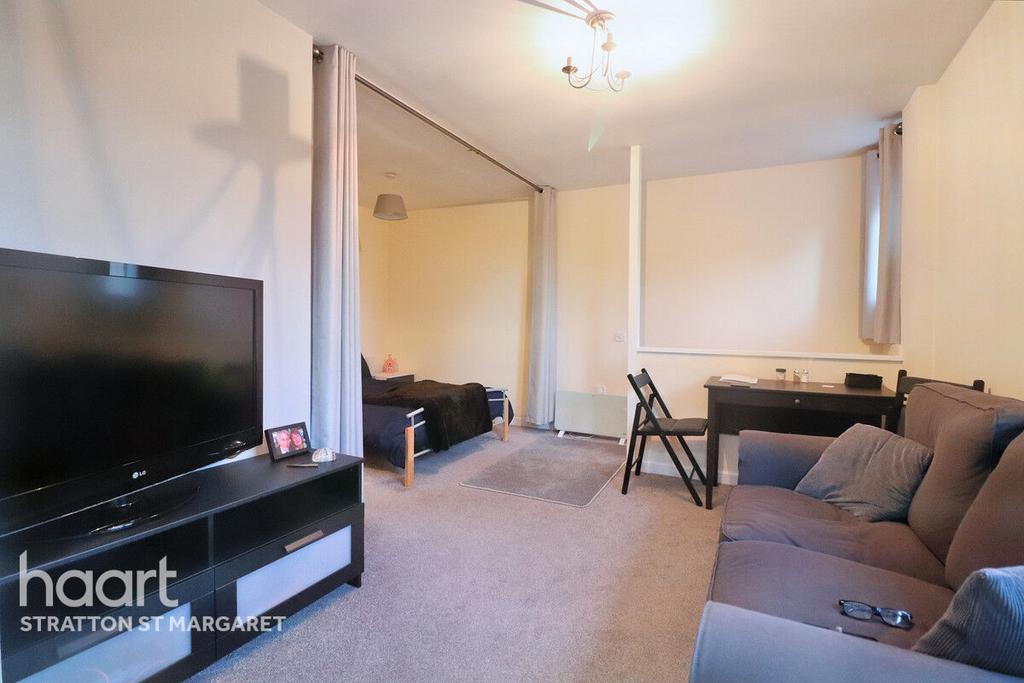 Carman Close, Swindon 1 bed for sale £90,000