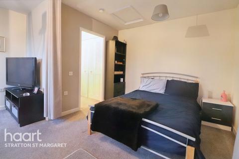 28 Carman Close, Swindon, SN3 4XU
