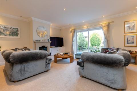 4 bedroom detached house for sale - Mossy Vale, Maidenhead, Berkshire, SL6