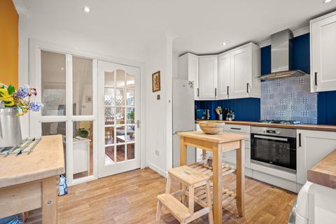60 Millhouse Drive, Glasgow, G20 0UE