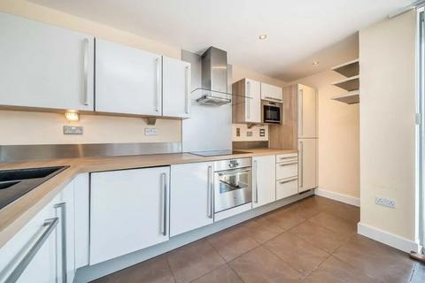 2 bedroom apartment to rent, Elektron Tower,  Blackwall Way, London