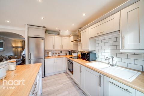 8 Avocet Way, Heybridge, Maldon, CM9 4TW
