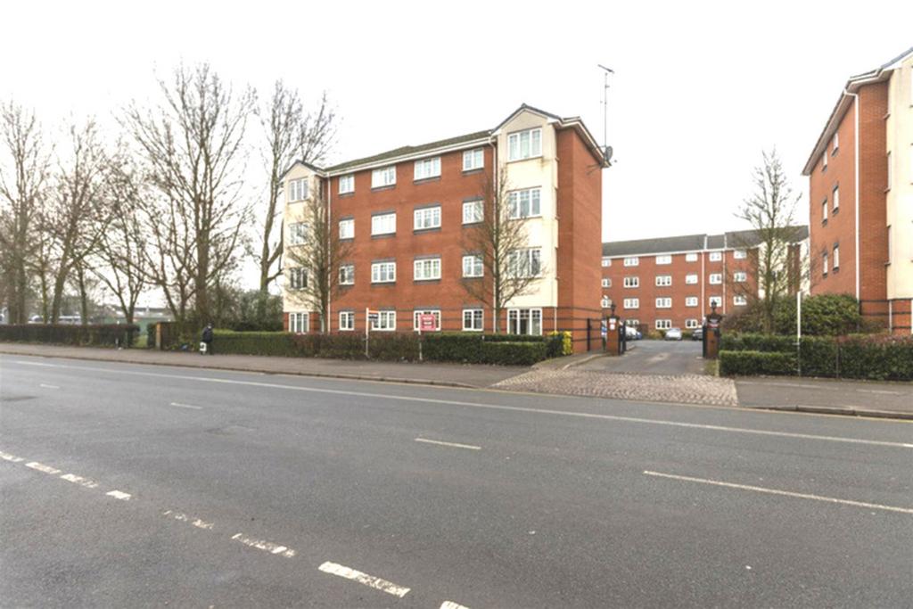 Rathbone Court Stoney Stanton Road, Coventry, CV6 2 bed apartment for