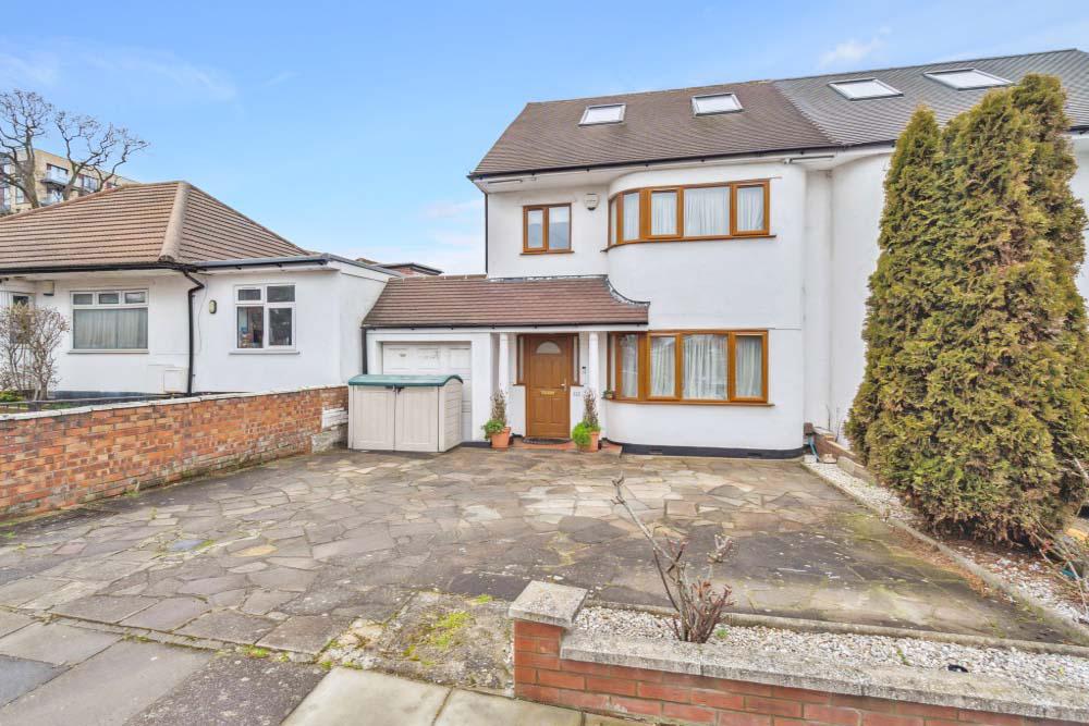 Hillside Gardens, Edgware, HA8 4 bed semidetached house for sale £925,000