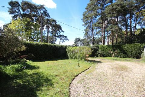 3 bedroom bungalow for sale, Pinewood Road, St. Ives, Ringwood, Hampshire, BH24