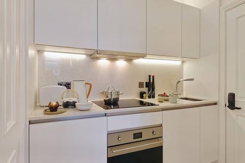 Studio to rent, Linden Gardens, London W2