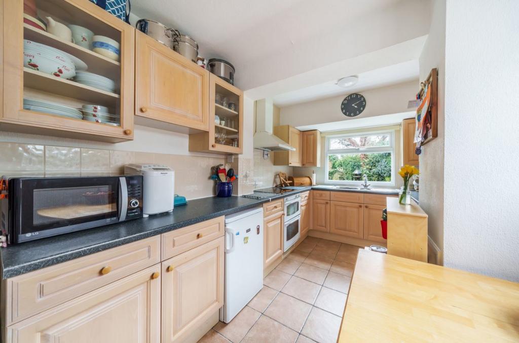 Grange Lane, Bromham, Bedford 3 bed semidetached house £450,000