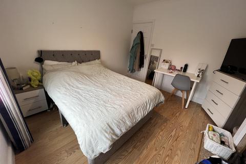 undefined, Room 2, Hill Barton Road