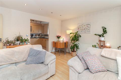 2 bedroom flat for sale, Mayfair Court, Observer Drive, Watford, WD18