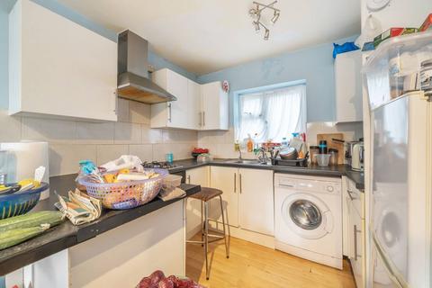 1179 Newham Way, London, E6 5JJ