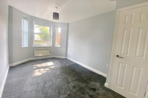 2 bedroom ground floor flat to rent, Upper Avenue, Eastbourne BN21