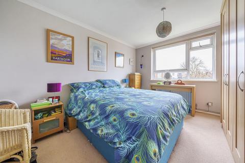 12 Parkwood, Beckenham, BR3 1TR