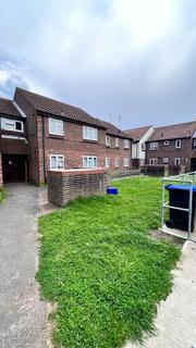 2 bedroom flat to rent, Collins Road, Herne Bay CT6