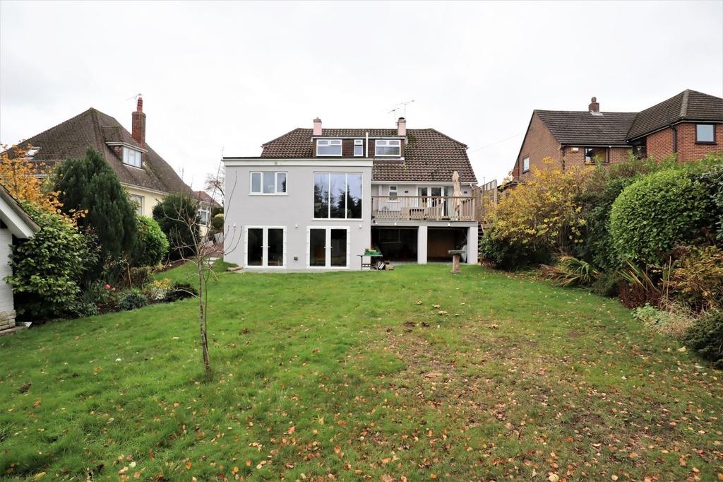 Upton Way, Broadstone, BH18 5 bed detached house £750,000