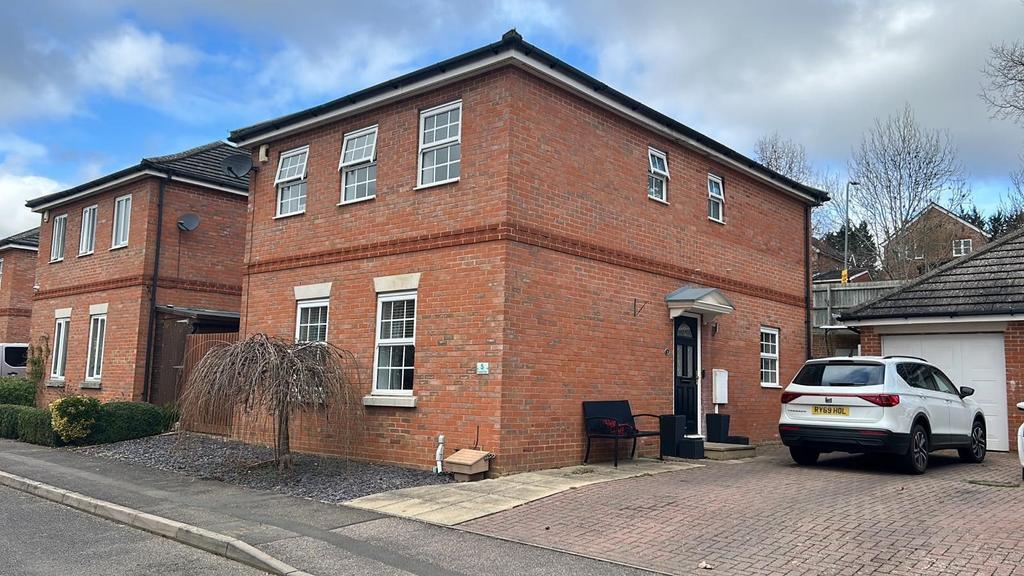 Fusilier Way, Weedon, Northampton NN7 4TH 4 bed detached house for sale