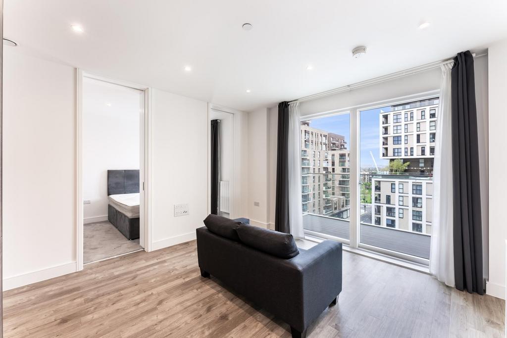 Quill House, Kidbrooke Village... Studio £1,699 pcm (£392 pw)