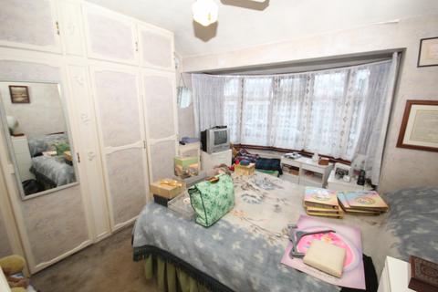 5 Alperton Lane, Perivale, Greenford, UB6 8DH