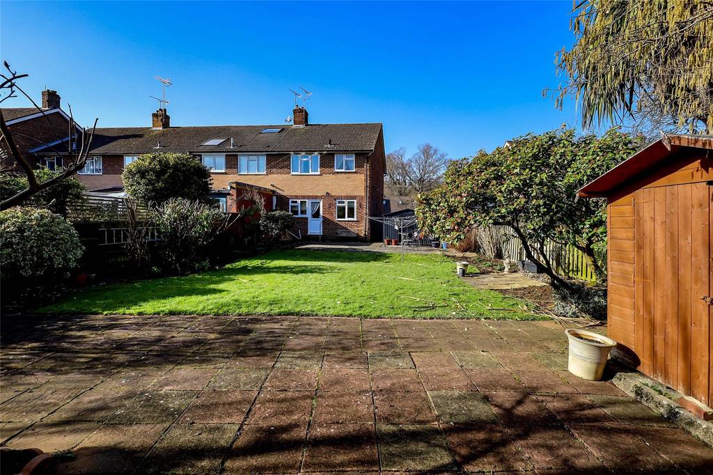 Newfield Road, Liss, Hampshire, GU33 3 bed end of terrace house for