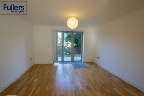 4 bedroom detached house for sale - Springbank, Winchmore Hill N21
