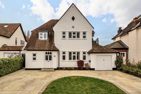 61 Elwill Way, Beckenham, BR3 6RY