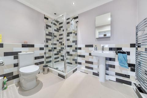 61 Elwill Way, Beckenham, BR3 6RY