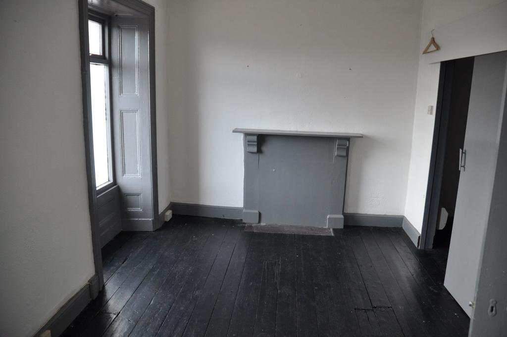 Upstairs Pot Office Beauty Room