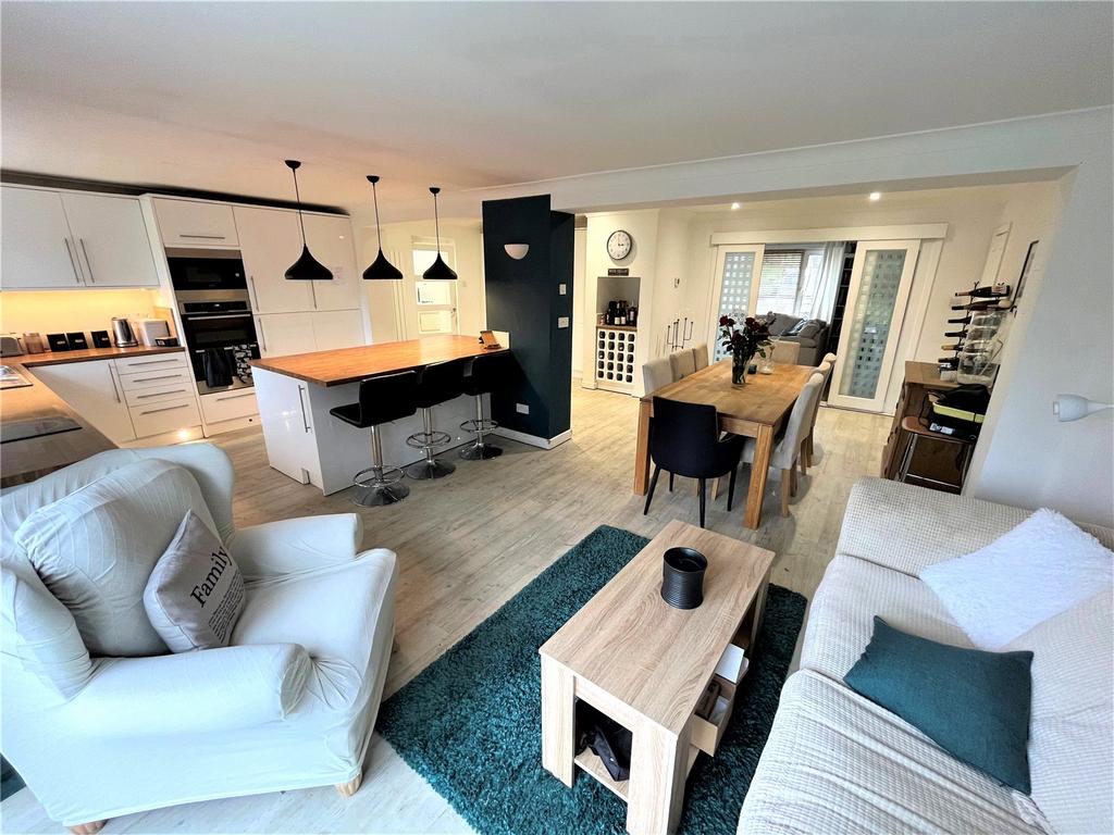 The Glade, Ashley Heath, Ringwood, BH24 5 bed detached house for sale