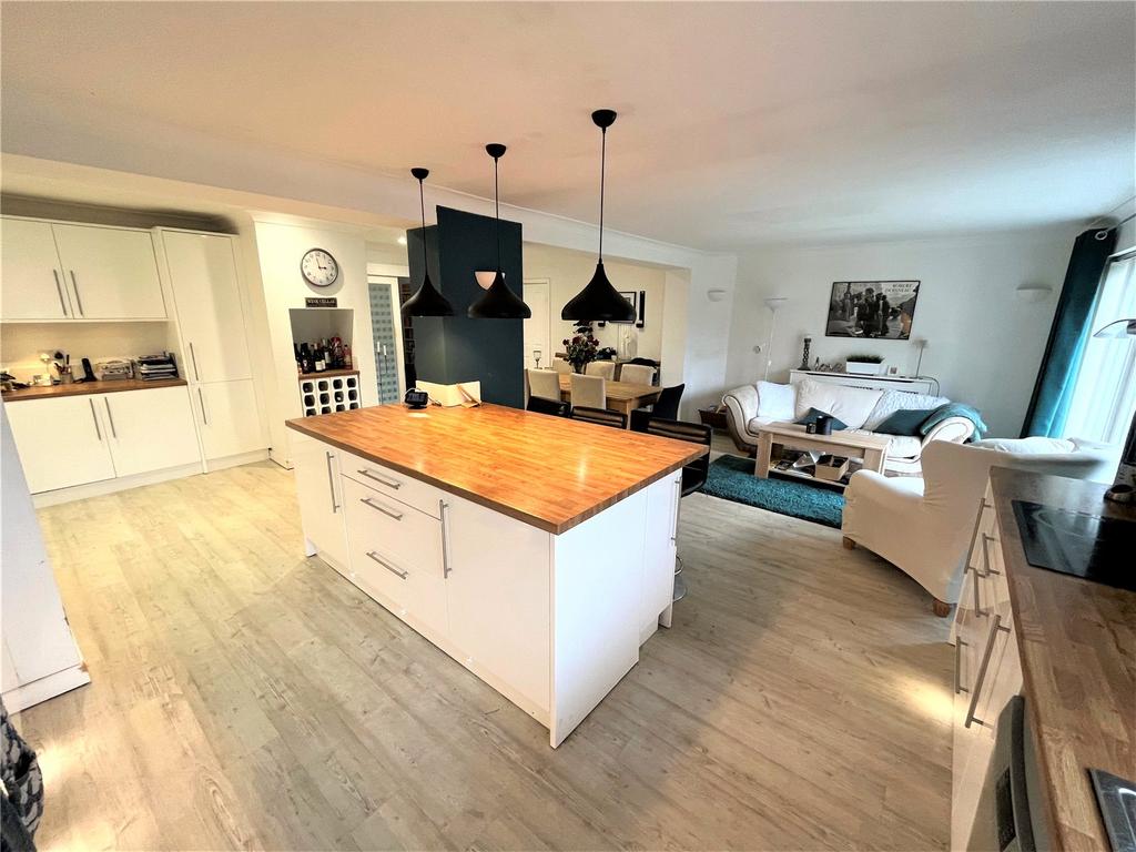 The Glade, Ashley Heath, Ringwood, BH24 5 bed detached house for sale