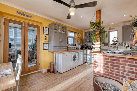 32 Auxerre Avenue, Redditch, B98 7QN