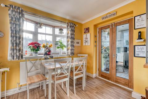 32 Auxerre Avenue, Redditch, B98 7QN