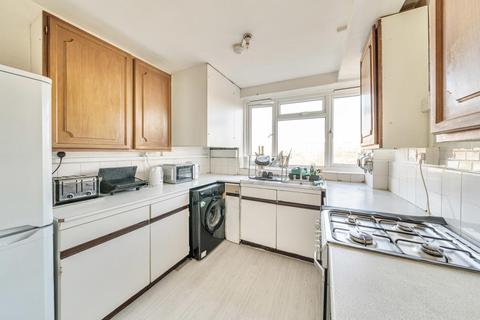 39 Maple Avenue, London, W3 7LE