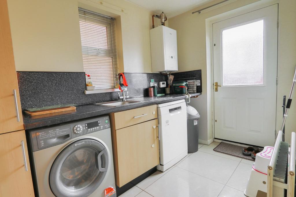 Blackwater Way, Kingston Upon Hull... 4 bed detached house £270,000
