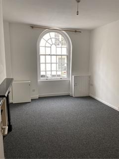 1 bedroom flat to rent, East Street, Weymouth DT4