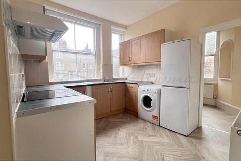 3 bedroom flat to rent, Talgarth Road, Baron's Court, W14