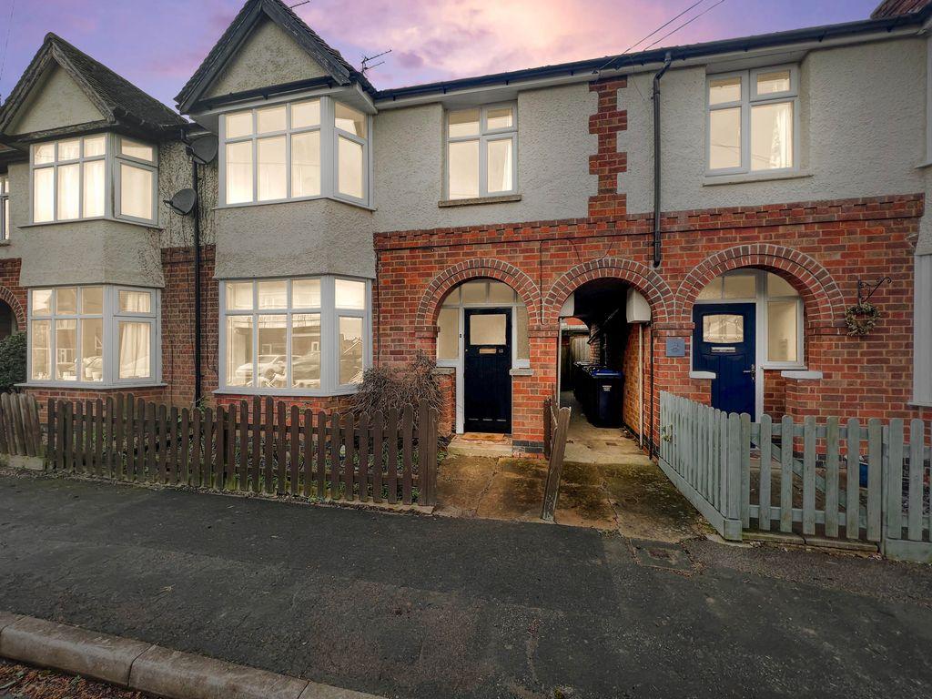 Imperial Road, Kibworth, Leicestershire LE8 0HR 3 bed terraced house