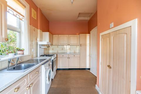 16 Strachan Road, Edinburgh, EH4 3RF