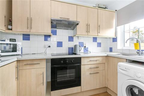 1 bedroom maisonette for sale, New Road, Staines-upon-Thames, Surrey, TW18