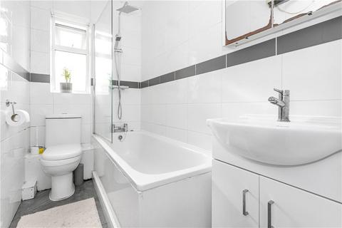 1 bedroom maisonette for sale, New Road, Staines-upon-Thames, Surrey, TW18