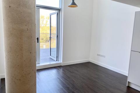 2 bedroom flat to rent, Market Street, Rotherham, South Yorkshire, S60